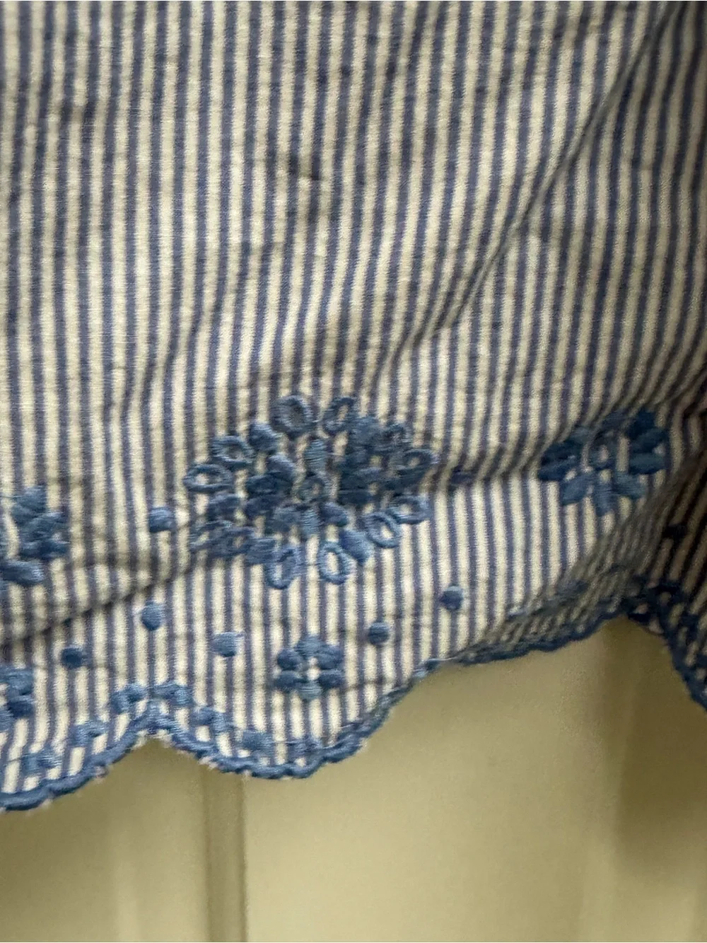 OshKosh B'gosh Girls 4T Blue & White Striped Embroidered Floral Short Sleeve Top